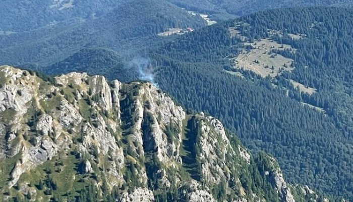 incendiu bucegi ziua a doua