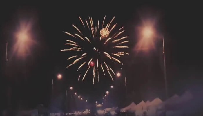Serbările Toamnei campina artificii festival