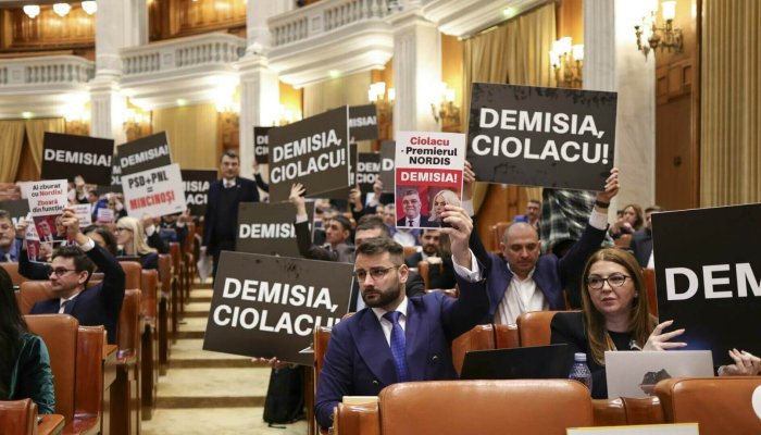 Moțiunea de cenzură