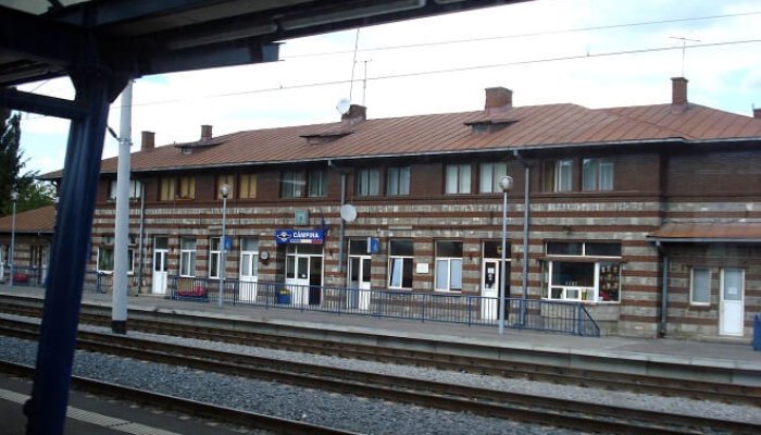 gara câmpina polițist căzut din tren