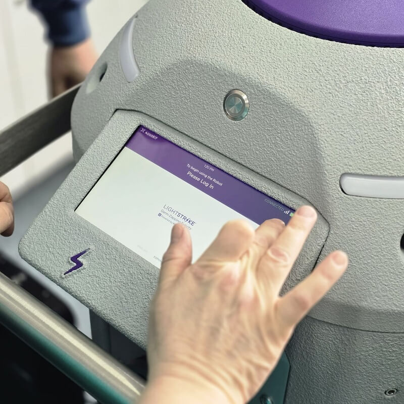 roboți dezinfecție UV spitalul de pediatrie ploiești