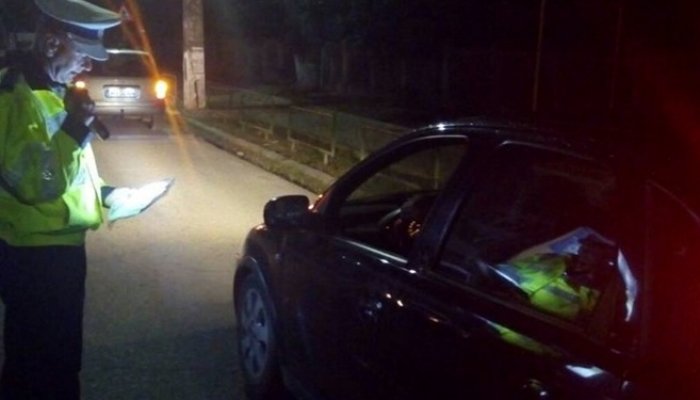 oprit în gard
