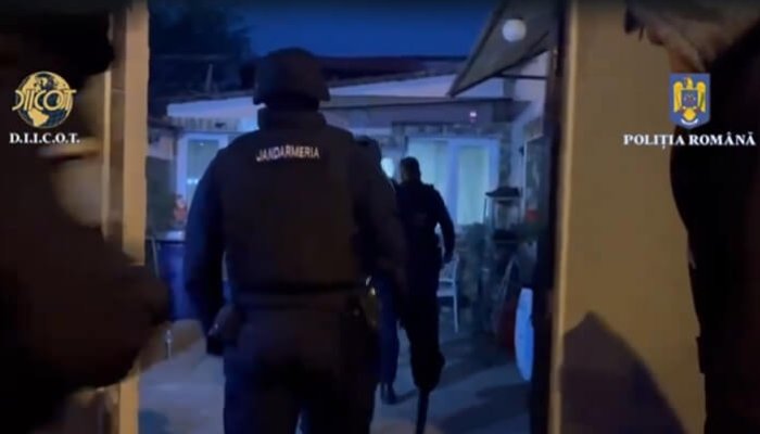 diicot percheziții trafic droguri minori