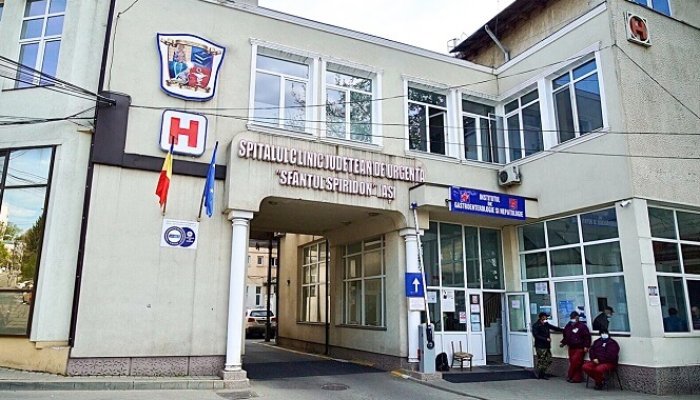 doi medici rezidenți iași