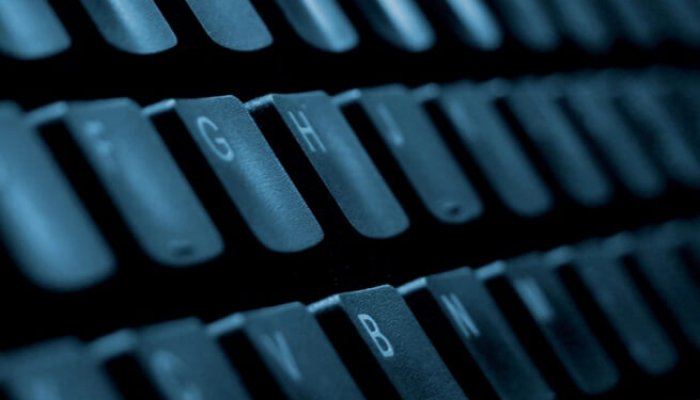 Concurs în parchete, pentru ocuparea mai multor posturi de specialist IT