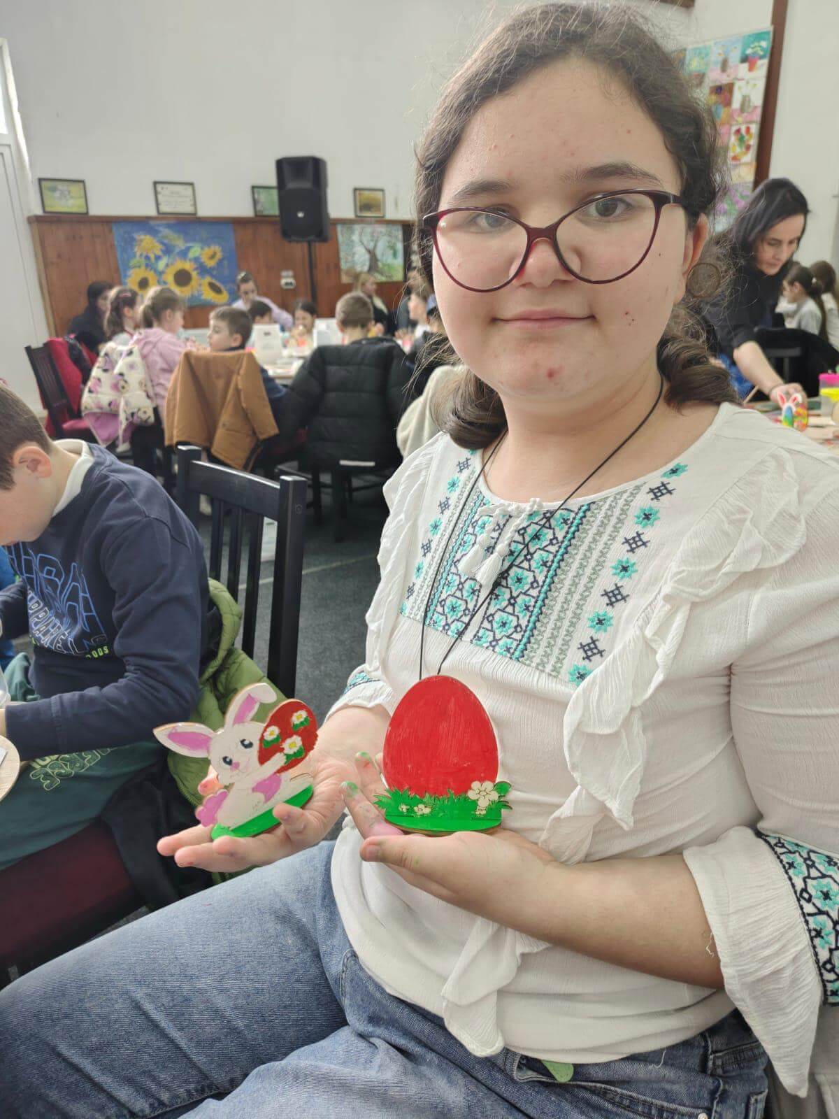 elevi florești atelier pictură