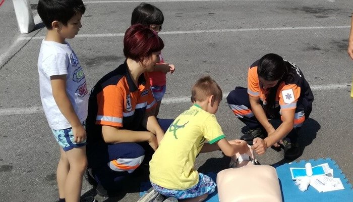 porți deschise ambulanță 1 iunie
