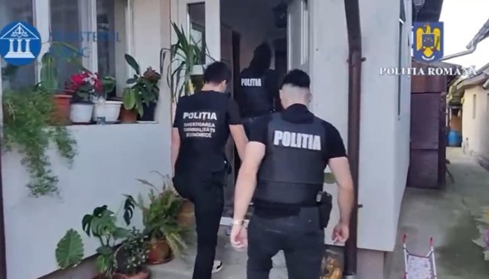 Percheziții 