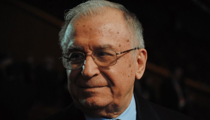 ion iliescu terapie intensivă