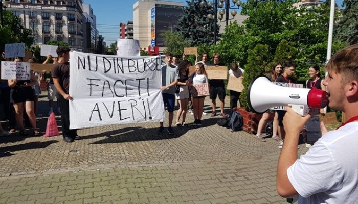 burse elevi protest ploiești