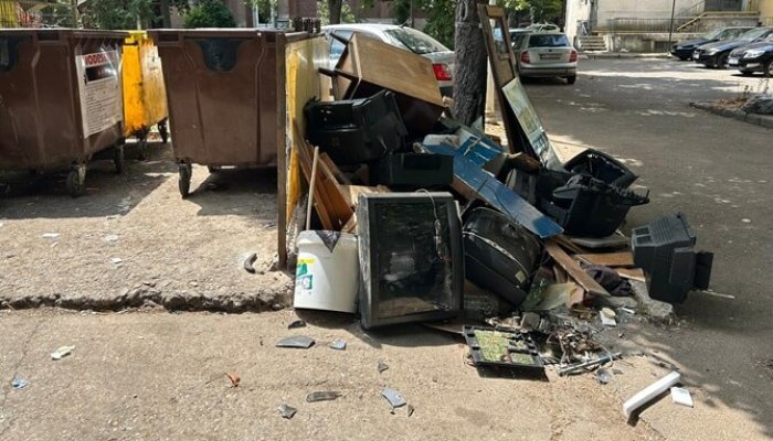 gunoaie mihai eminescu ploiești