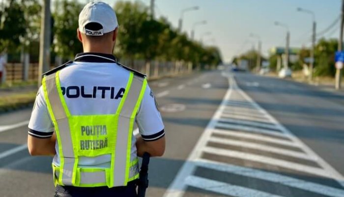 polițiști mai minivacanța sfânta maria