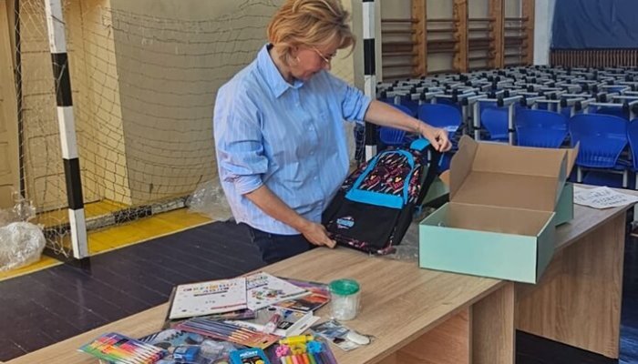 rechizite gratuite florești