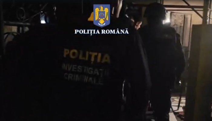 percheziții furturi magazine