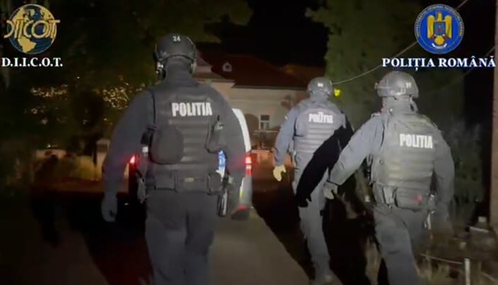 percheziții diicot acte false