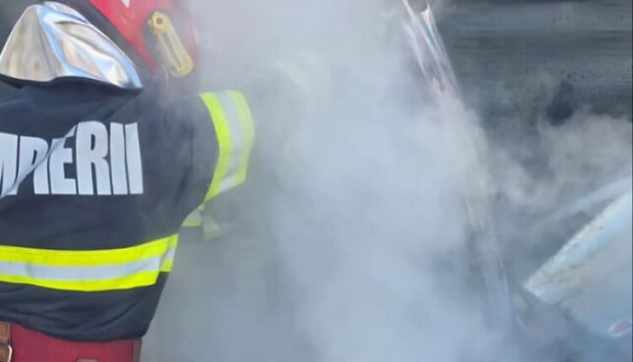 incendiu mașini zarandului