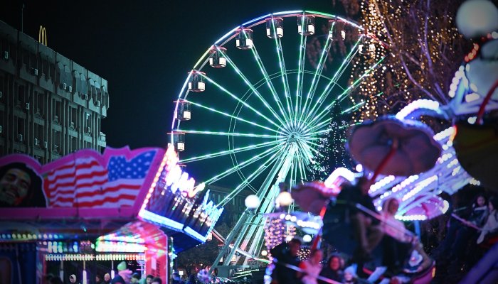 aprindere luminițe restricții circulație târgul de Crăciun