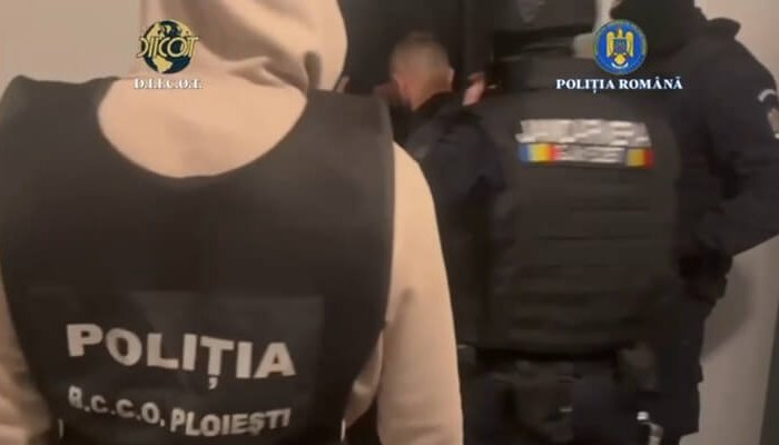 percheziții trafic de droguri