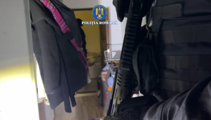 percheziție înșelăciune