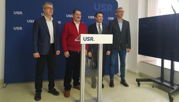 VIDEO 🎦 Parlamentarii USR de Prahova, reacție la criza apei. Reclamă tariful prea mare plătit de prahoveni și atacă autoritățile județene