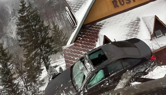 autoturism răsturnat dn1 predeal