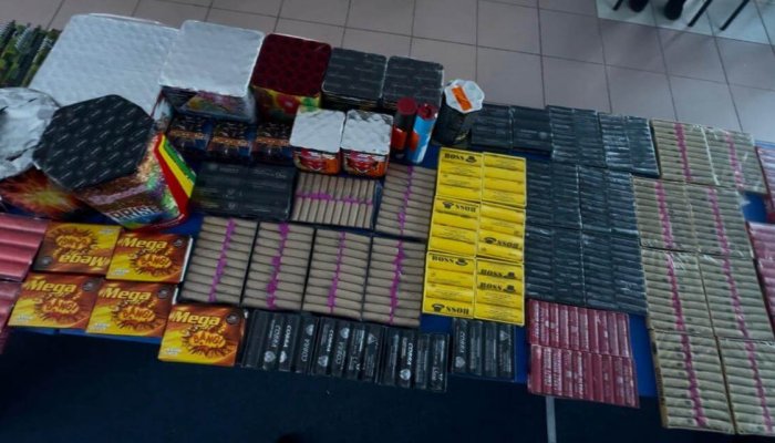 articole pirotehnice confiscate