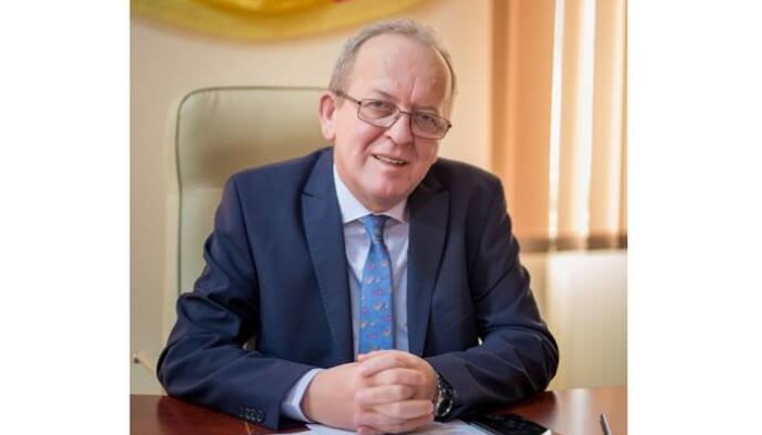 primar demisie reforma administrativă