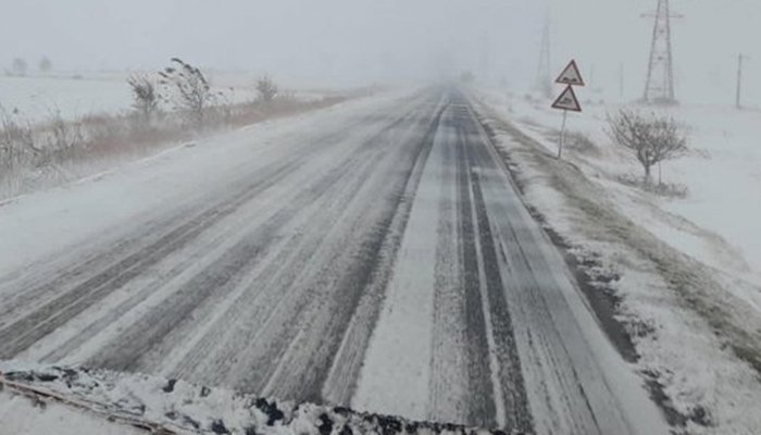 accident ciupelnita drum zăpada