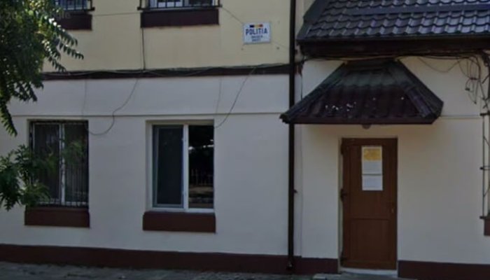 agresiune liceu găești