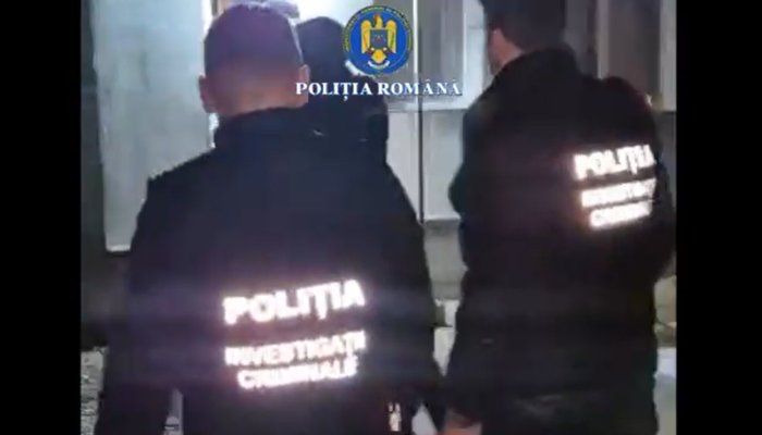 Percheziții înșelăciune