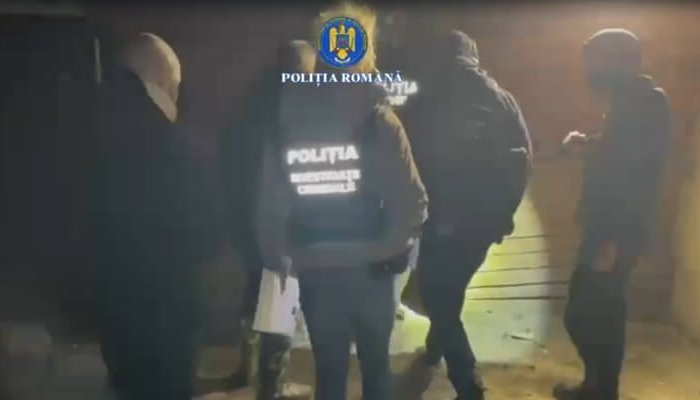 percheziții înșelăciune