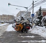 Intervenții după ninsori, la Ploiești. Ce măsuri au fost dispuse în cadrul comandamentului de deszăpezire