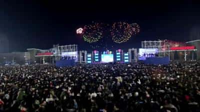 VIDEO | Coreea de Nord a intrat în 2022 cu un spectacol grandios, în faţa a mii de spectatori