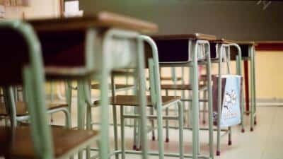 Sindicatele din învăţământul preuniversitar anunţă grevă de avertisment