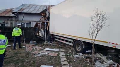 Accident grav, joi seară, pe DN 1A, în județul Prahova