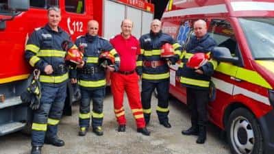Cinci pompieri care mergeau la serviciu, primii care au intervenit la accidentul mortal produs pe DN1 marți dimineață