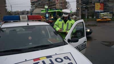 Dosare penale în prima zi a anului, în Prahova, pentru alcoolemie la volan şi condus fără permis