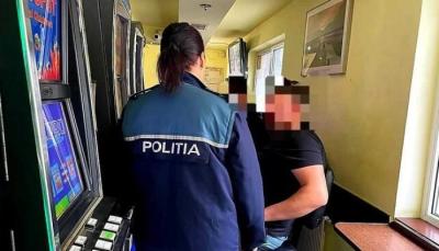 Iar a fost scandal la păcănele. Un ploieștean a fost reținut pentru că distrus aparatele dintr-o sală de jocuri