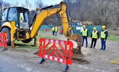 GAZE PE VALEA SLĂNICULUI. Au fost semnate ordinele de începere a lucrărilor pentru alte șase localități