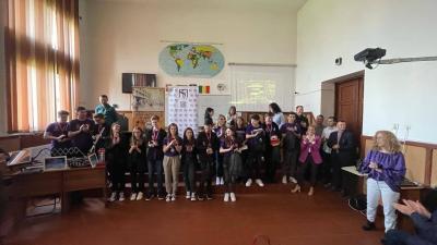 FOTO 📸 RO2D2, echipa de robotică a CNMV Ploiești, premiată după succesul de la Campionatul Mondial din SUA