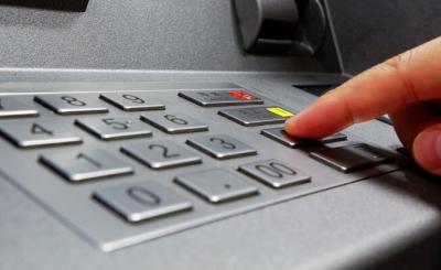 Atac la bancomat, în Valea Călugărească. Făptașul a plecat, însă, cu mâna goală